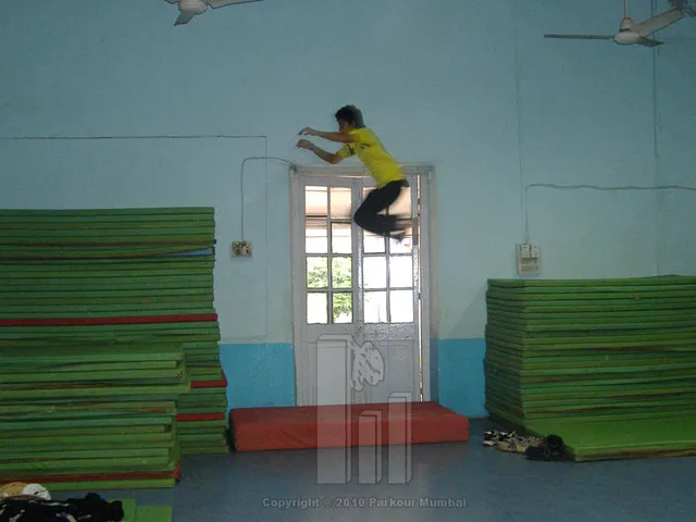 Photo from the original Parkour Mumbai website